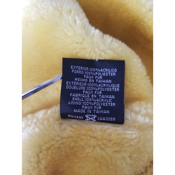 New Era University of Michigan UofM Wolverines Trapper Hat - Picture 5 of 5